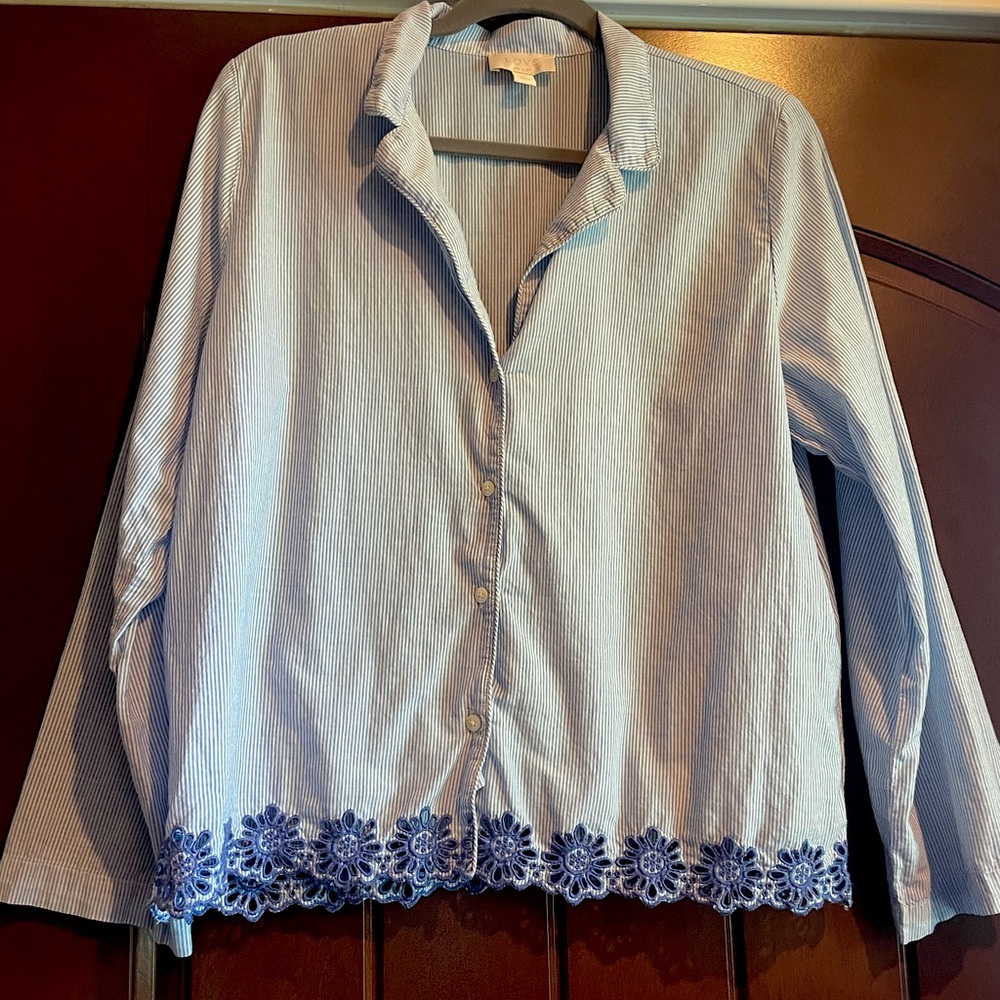 GAP Medium Blue & White Pinstripe Pajama Top